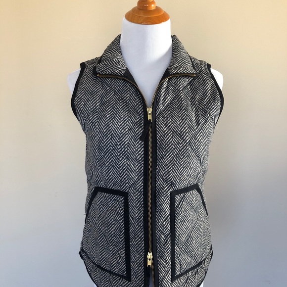 J Crew vest size XXS but fits like small. - Picture 2 of 8